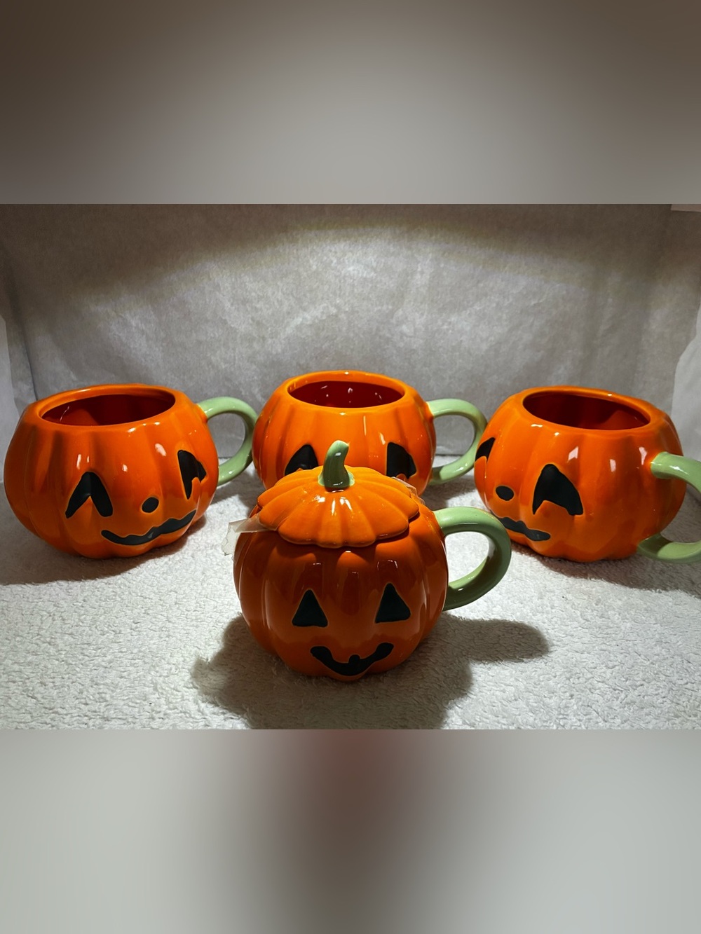 Hyde & eek Orange Pumpkin Ceramic Mug with Lid - microwave& dishwasher safe